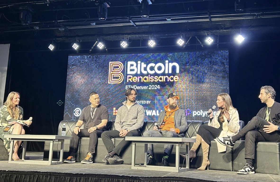 Elizabeth Olson speaking at Bitcoin Renaissance Summit